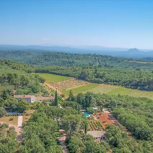  Lodge Domaine De Conillieres
